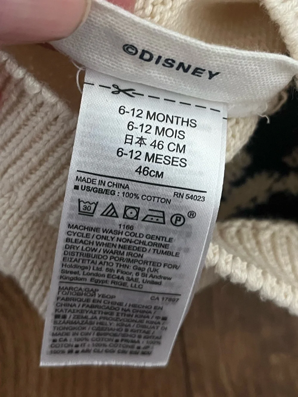 Baby Gap 101 Dalmations beanie hat and glove set 100% cotton